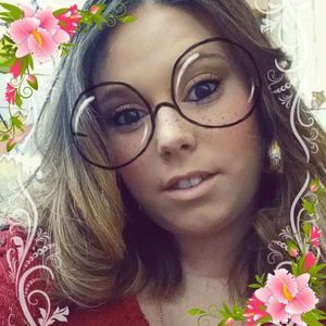 Meet your Posher, Stephany